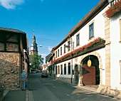Städtchen Kallstadt bei Bad Dürkheim mit dem Familiengut der Philippis