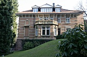 Villa Hammerschmiede, hotel and restaurant in Pfinztal, Germany