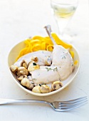 Poularde in riesling sauce, cream sauce and mushrooms