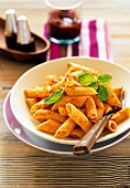 Penne mit Pesto rosso Nudelgericht