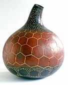 Kalebasse aus Kürbis, braun, bemalt, bauchig, Kenia, Ethno-Stil