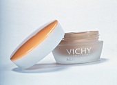 Dose Aera Teint Creme-Make-up mit Puder-Effekt von Vichy
