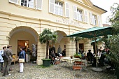 Alte Wache Weinhandlung in Freiburg Baden Württemberg