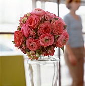 Close-up of rose bouquet in glass vase