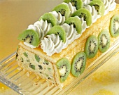 Close-up of kiwi tart with butter cream