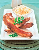 Spareribs mit Krautsalat 