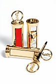 Luxus Kosmetikprodukte in gold von Yves Saint Laurent