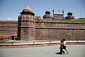 Indien, Außenmauern des Roten Forts in Delhi