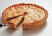 Buch der Kuchen und Torten: Virginia Apple Pie m. Äpfeln gefüllt