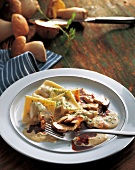 Wild aus aller Welt, Wildmaultaschen mit Steinpilzen