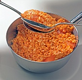 Reis, Mit Löffeln Tomaten-Reis -nocken formen, Topf, Step 2