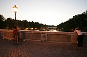 Brücke nach Trastevere Sehenswürdigkeit in Rom Roma