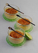 Vorspeisen & Nachspeisen, Crème brûlée mit Limettenaroma