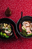 Sushi-Bar, Sumo-Eintopf mit Gemüse, Lachs-Garnelen-Suppe