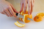 Wok, Orangen-Kokos-Sauce: Orangenschale abschneiden, Step 2