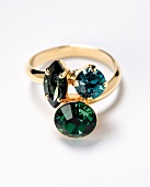 Freisteller: Ring gold, 3 SwarovskiKristalle blau-grün