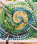 Fensterbild, Glas, Mosaik, Spirale blau-grün