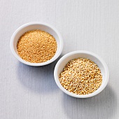 Amaranth and quinoa in two bowls