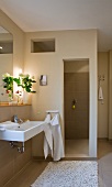 Wohnen im schwedischen Wohnstil Badezimmer, Waschbecken
