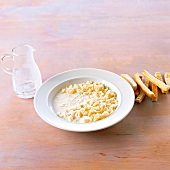 Öl, Weißbrot in Milch einweichen, Step 1