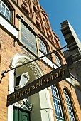 Ostseeküste: Lübeck, Schiffergesell- schaft, Fassade