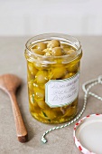 Geschenkideen a.d. Küche, Zitrus-Ingwer-Oliven im Glas