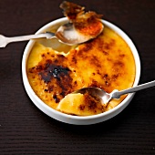 Dinner for Two, Creme brulee oriental
