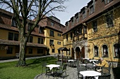 Leicht-Hotel Biebelried Bayern