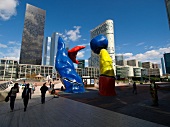 Paris: La Défense, Bürotürme, Himmel blau