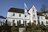 Klostergasthof Andechs Restaurant Andechs Bayern