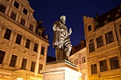 Augsburg: Bayern, Schwaben, Fuggerplatz, Fugger-Denkmal