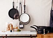 Kitchen utensils for frying, grilling and smoking