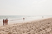 Strand, Meer, Sand, Menschen, Oman, Dhofar, Salalah