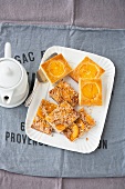 Blechkuchen, Orangenkuchen und Pfirsichschnitten