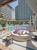 Beirut, InterContinental Phoenicia Beirut Hotel, Amethyste Lounge