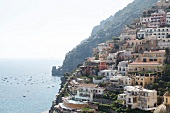 Positano Ort in Italien mit Blick auf das tyrrhenische Meer