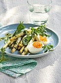 Landküche, Spargelsalat mit Eiern und Kräuterdressing