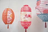 bunte Lampions aus dem Atelier von Orike Muth und Sandra Lindloge