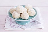 Coconut balls with almonds and white chocolate