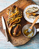 Baking with stevia: Swabian yeast braid with poppyseeds and hazelnuts