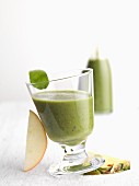 A cucumber and kiwi smoothie with pineapple