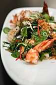 Thailand: Meerfenchel-Salat mit gegr illtem Tintenfisch, Garnele