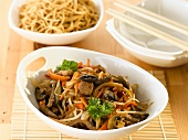 Beef with carrots, mushrooms, and beansprouts (Asia)