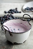 Bilberry yoghurt