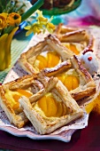 Easter pastries with puff pastry and apricots