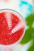 A strawberry smoothie (close-up)
