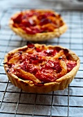 Tomato tarts with tapenade
