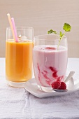 Mango smoothie and raspberry smoothie