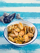 Almejas a la marinera (Venus mussels in white wine sauce, Spain)