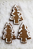 Iced Gingerbread Christmas Trees on "Snow"